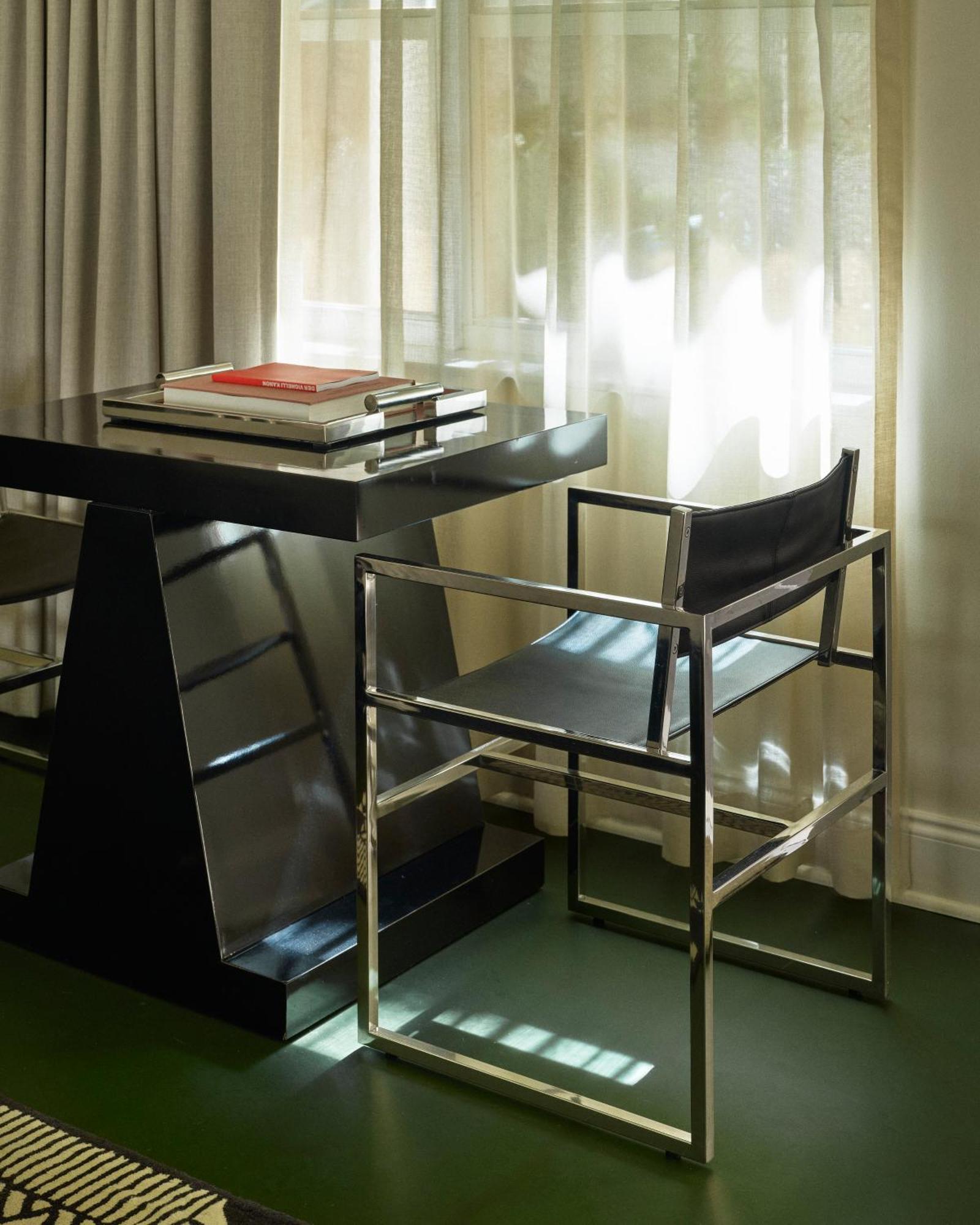 Standard 2 double beds