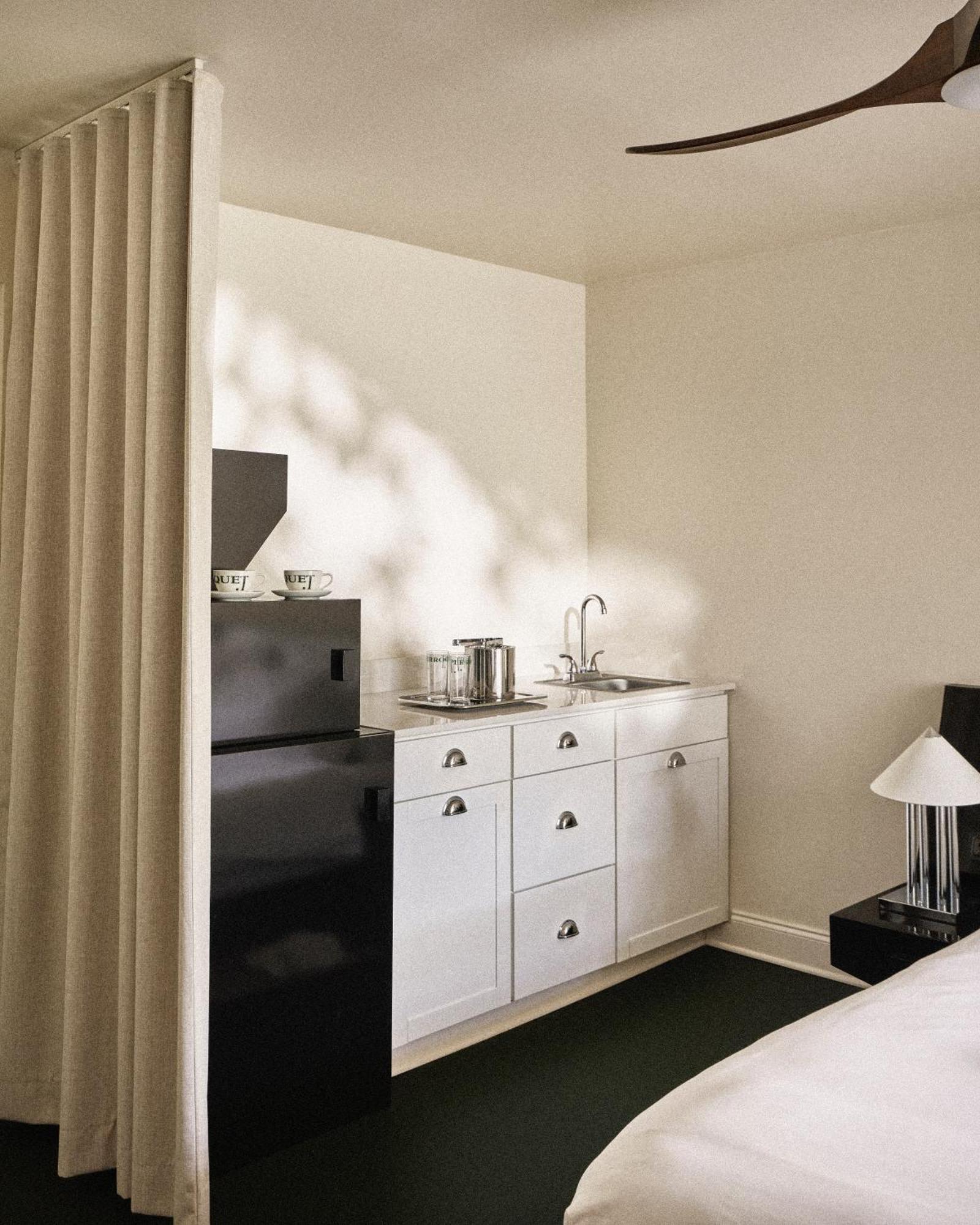 Standard 2 double beds